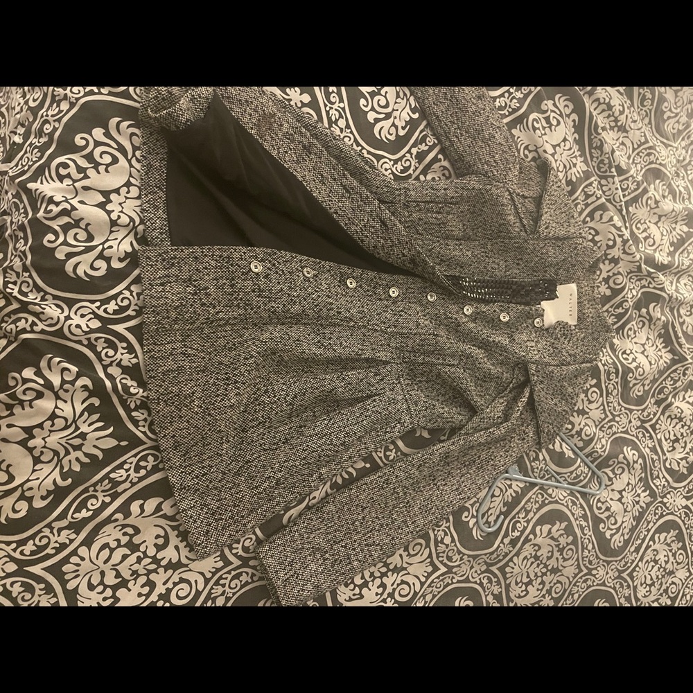 Walter grey coat size 6